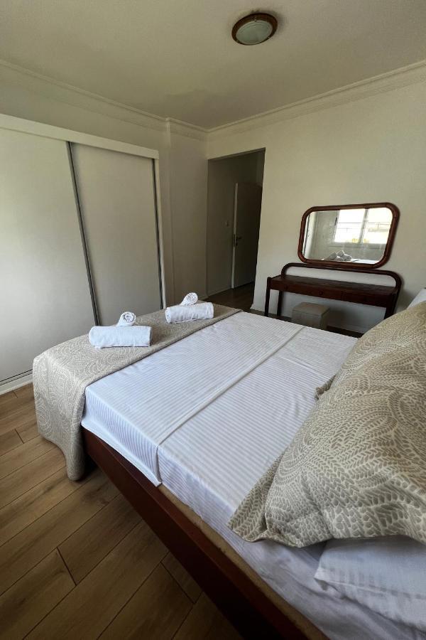 Stylish 3 Bedroom Apartment In كيرينيا المظهر الخارجي الصورة