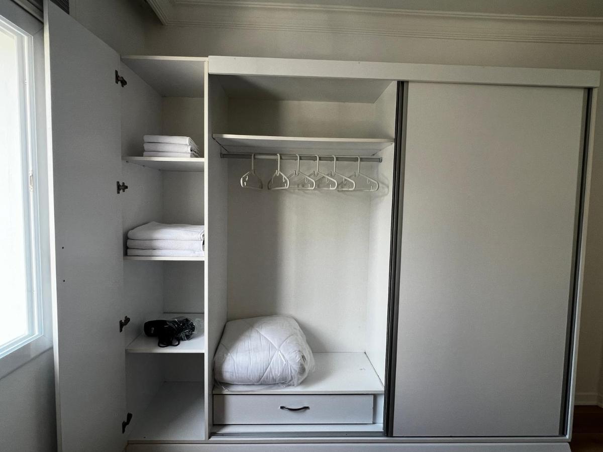 Stylish 3 Bedroom Apartment In كيرينيا المظهر الخارجي الصورة