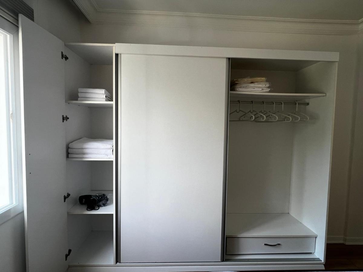 Stylish 3 Bedroom Apartment In كيرينيا المظهر الخارجي الصورة